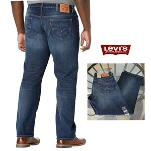 NWT Levi's 569 Jeans ❤️